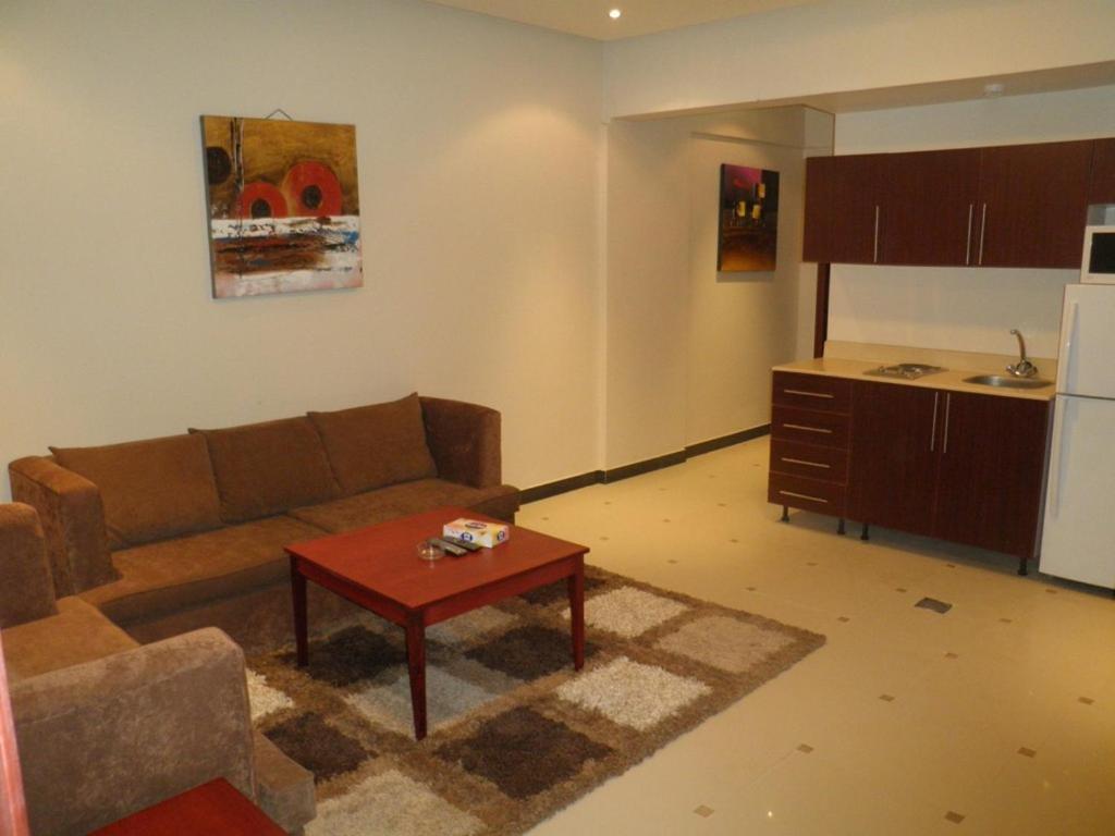 Al Muhaidb Al Nadwa Riyadh Bagian luar foto