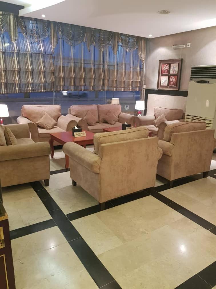 Al Muhaidb Al Nadwa Riyadh Bagian luar foto