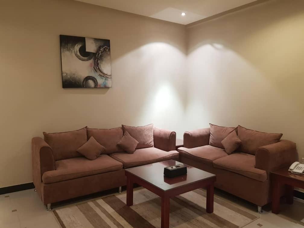 Al Muhaidb Al Nadwa Riyadh Bagian luar foto