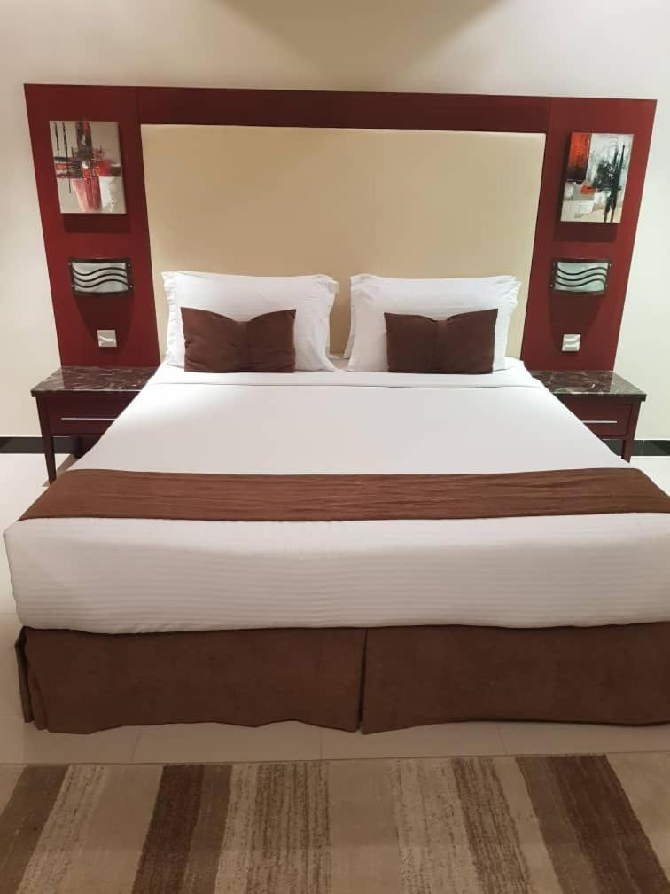 Al Muhaidb Al Nadwa Riyadh Bagian luar foto